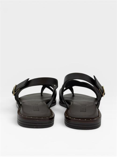 Sandali neri bassi con cinturino da donna IL LACCIO | 26147PELLETMORO